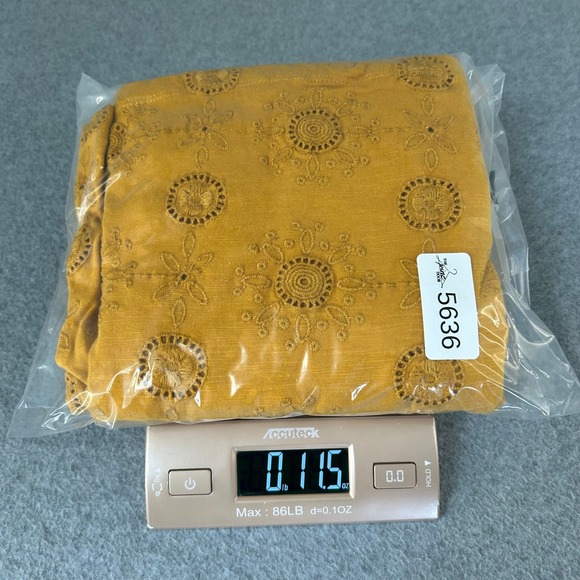 Forever That Girl Mustard Yellow Eyelet Ruffle Sleeve Top Women Size Large - Picture 12 of 13